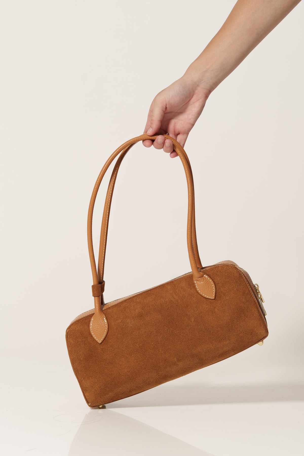 Praga Suede